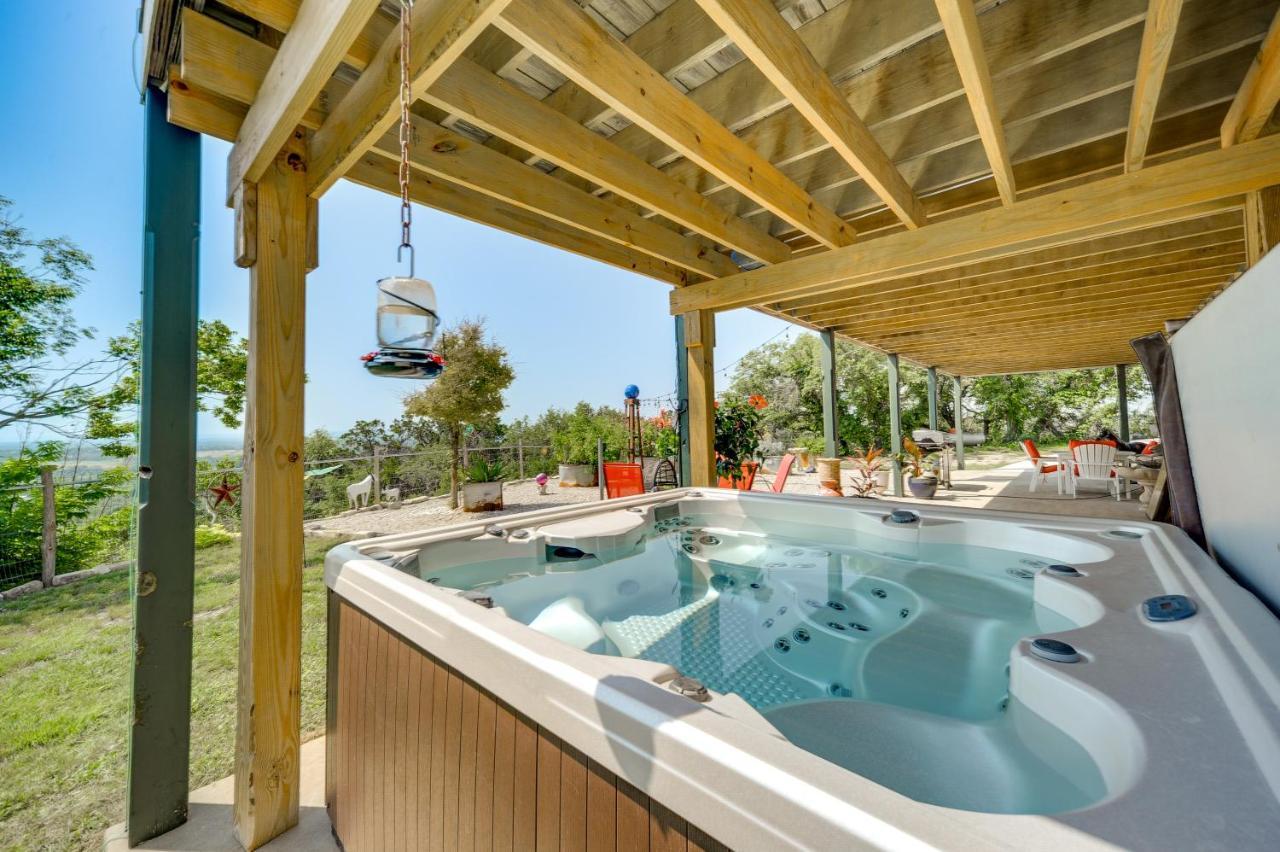 Fredericksburg Retreat With Private Hot Tub And Patio! Villa Exteriör bild