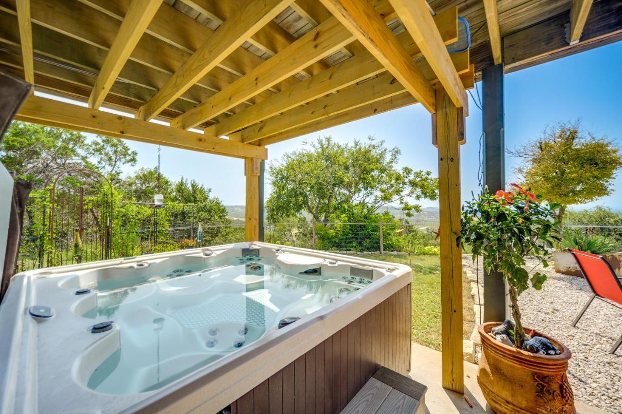 Fredericksburg Retreat With Private Hot Tub And Patio! Villa Exteriör bild